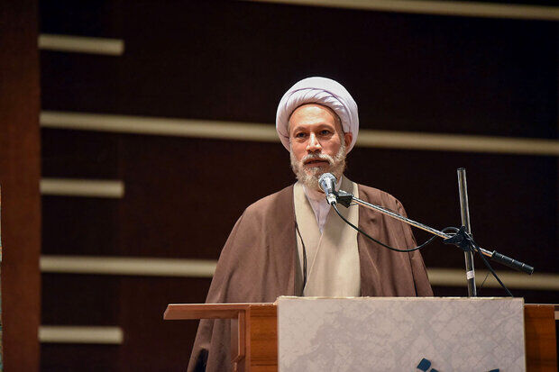 سه گام امام جمعه شیراز برای آموزش اثرگذار: «انگیزه، انتخاب و مهارت»