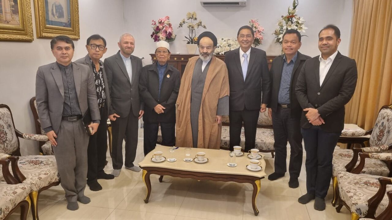 امت اسلامی با تمام توان از آرمان فلسطین حمایت می‌کند