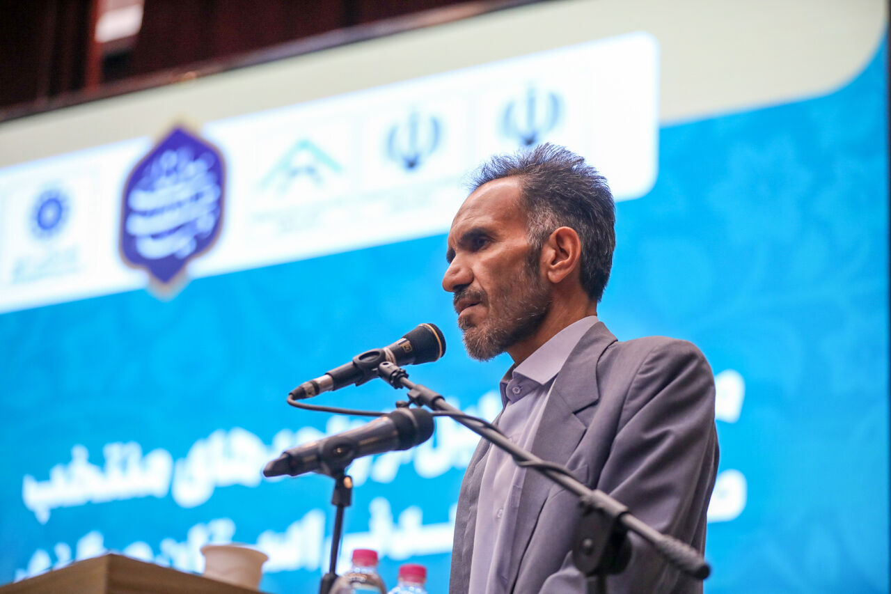 تولید ثروت در کشور مغفول مانده است