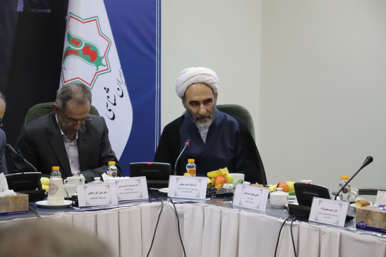 مستند «رخ ایران» به میزبانی بنیاد ایران‌شناسی رونمایی شد