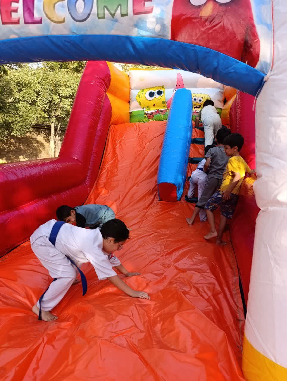 شهربازی در مسجد؛ پایان پرنشاط طرح تابستانه کانون سید احمد خمینی