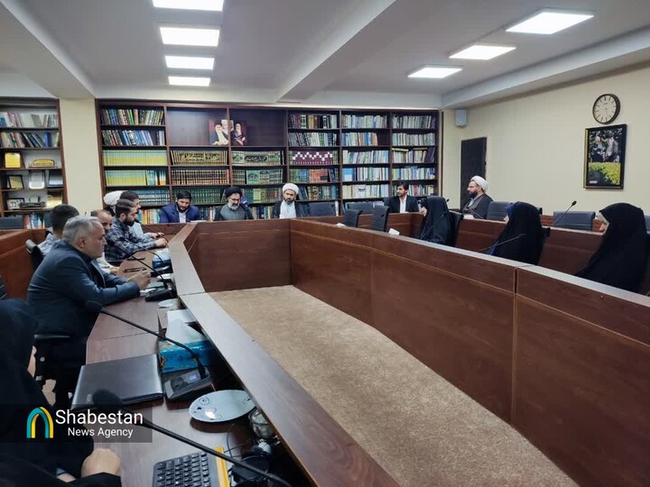 راهبردی قرارگاه نمازجمعه بستر آگاهی بخشی و پویایی کانون های فرهنگی هنری مساجد است