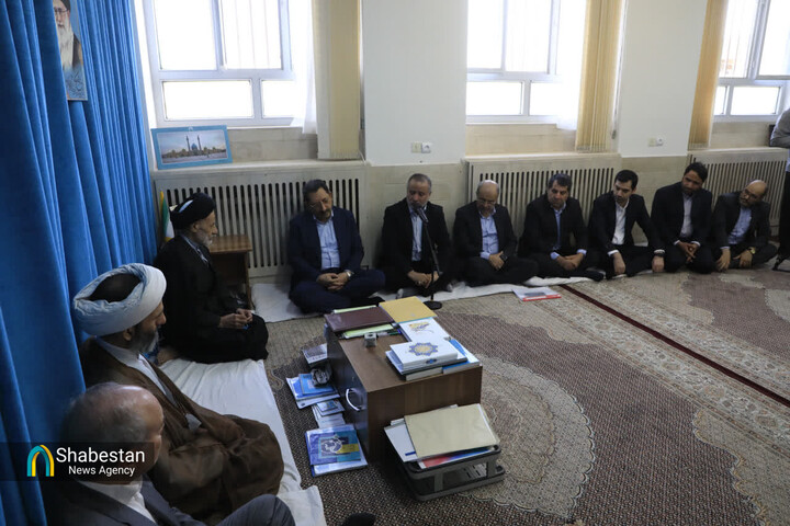 مدیران با هوشیاری مانع نفوذ بیگانگان از روزنه های ضعف شوند