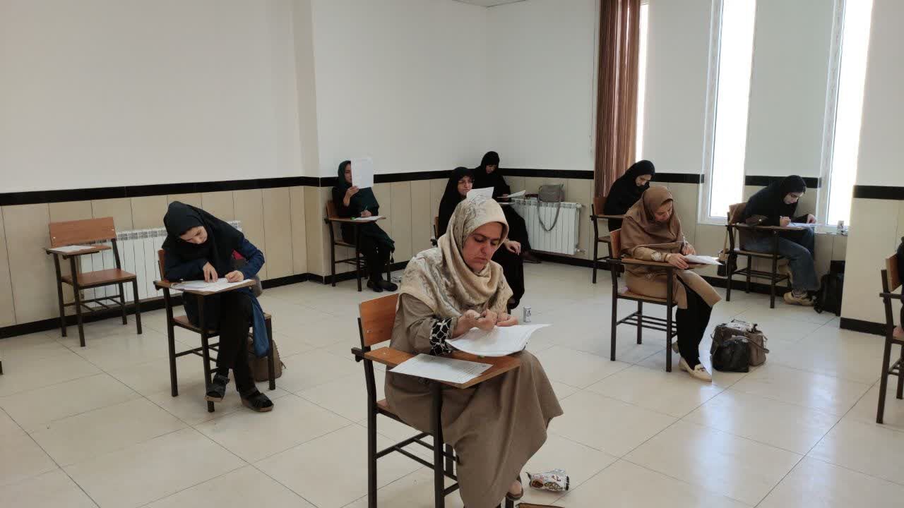 مرحله استانی مسابقات معارفی قرآن کریم در کردستان برگزار شد