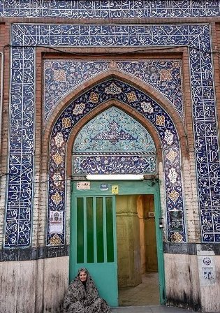 مسجدی از عهد قاجار که به محله وحدت تهران اعتبار بخشیده است