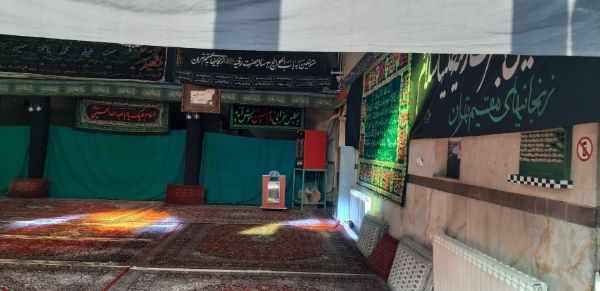 مسجدی از عهد قاجار که به محله وحدت تهران اعتبار بخشیده است