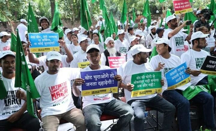 واکنش مسلمانان و احزاب مخالف هند به تصمیم دادگاه درباره قانون مصادره موقوفات