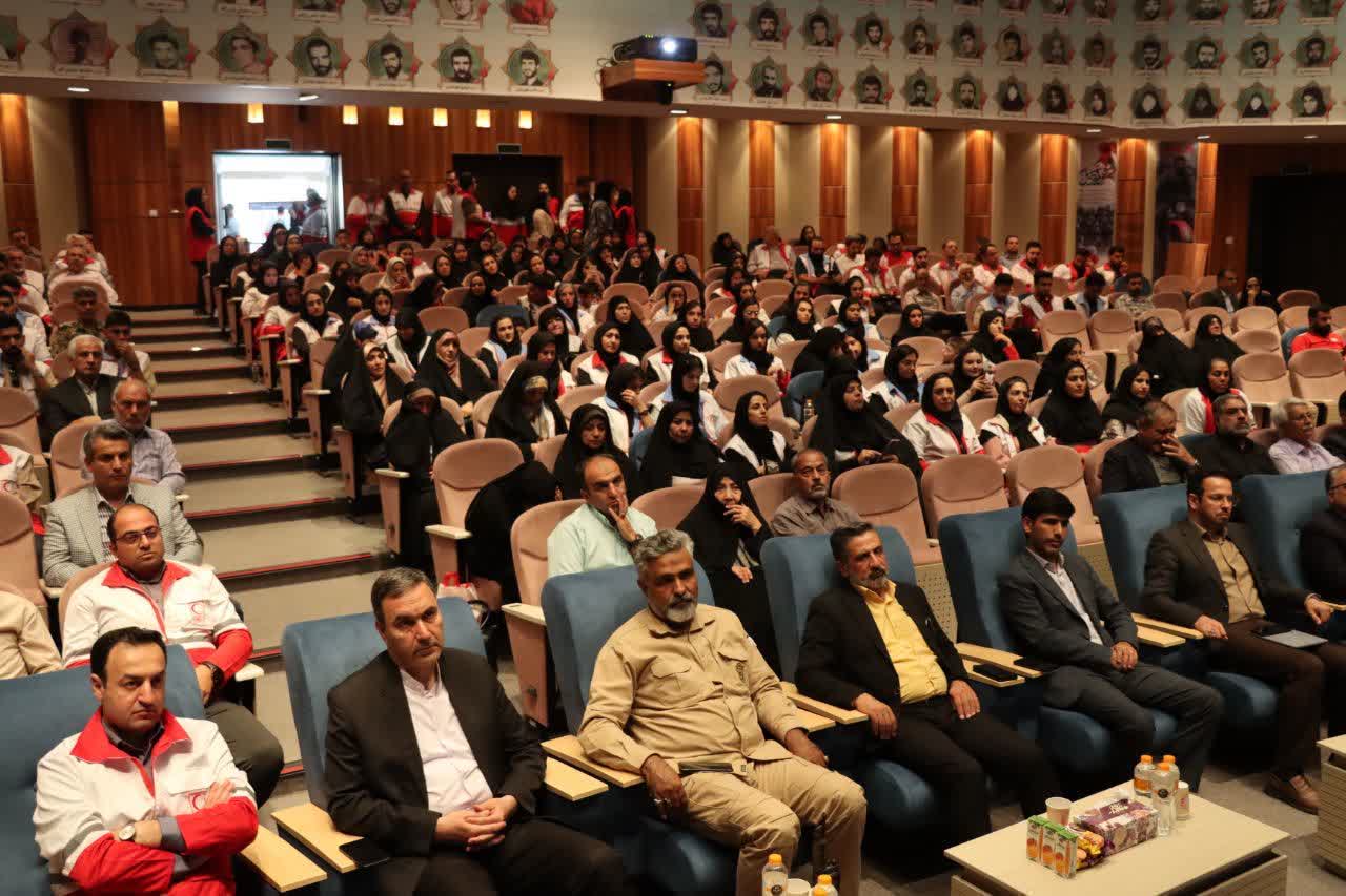 آیین رونمایی از آثار ادبی در پاسداشت شهدای امدادگر برگزار شد