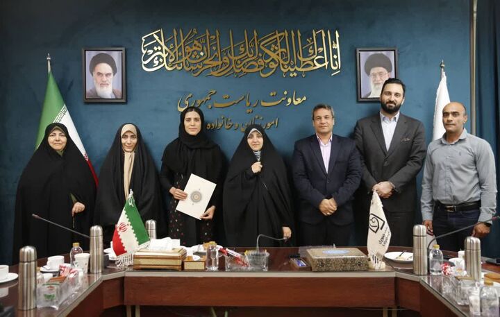 دیدار معاون رئیس‌جمهور با نخستین مدال‌آور دوومیدانی زنان ایران