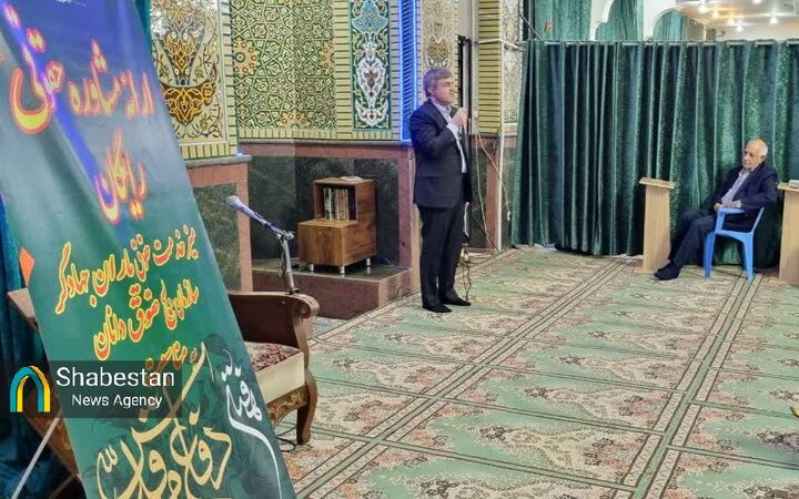 میز خدمت حقوق‌یاران جهادگر در مسجد خاتم‌الانبیا کرمان مستقر شد