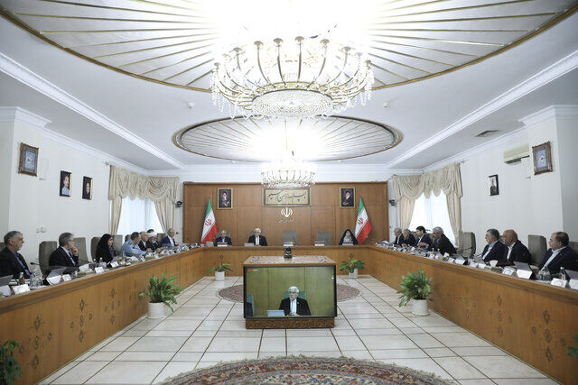 بیانات رهبر معظم انقلاب، راهبرد دولت است/ از پیش‌داوری پرهیز شود