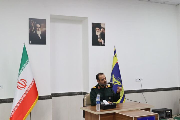 پیشکسوتان دفاع مقدس سازندگان طلایی‌ترین دوران انقلاب اسلامی ایران هستند