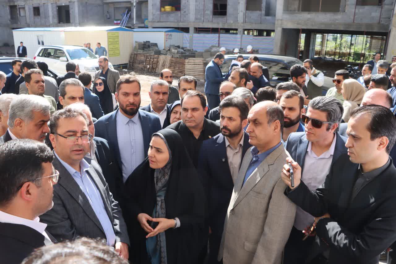 سفر وزیر راه و شهرسازی به گیلان؛ از توسعه فرودگاههای کشور تا بهرهبرداری بیمارستان جنرال رشت تا پایان سال