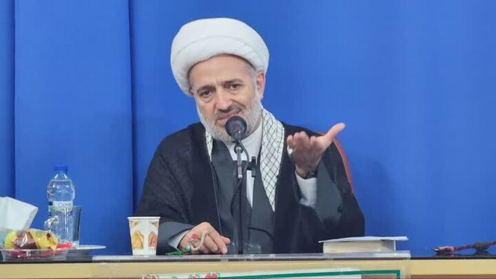 ستایشگران اهل بیت (ع) از تحریف و بیان مطالب سست پرهیز کنند