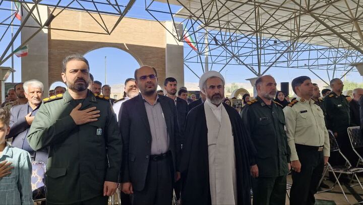 خون شهدا آرامش را از دشمنان گرفته است