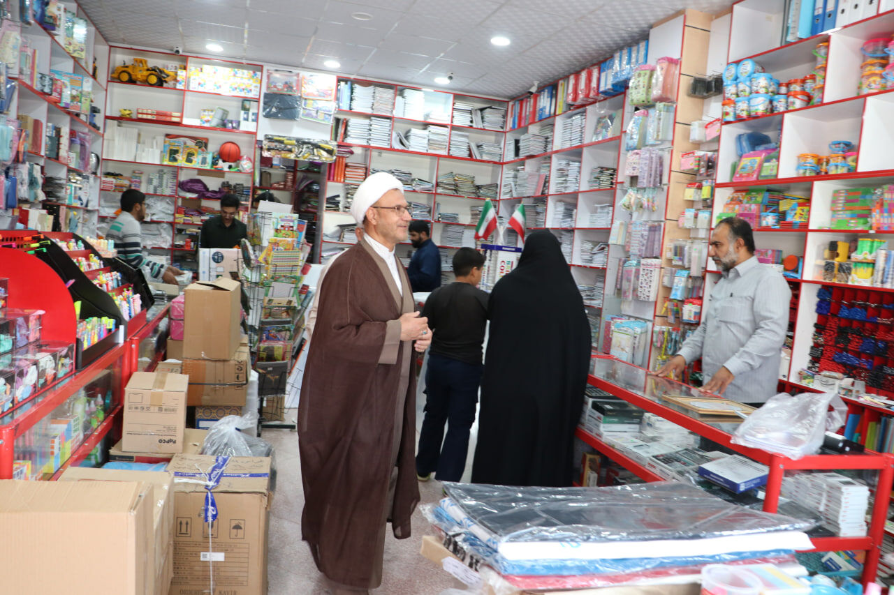 تخفیف برای حجاب؛ ابتکار یک مغازهدار جهرمی که فرهنگسازی شد