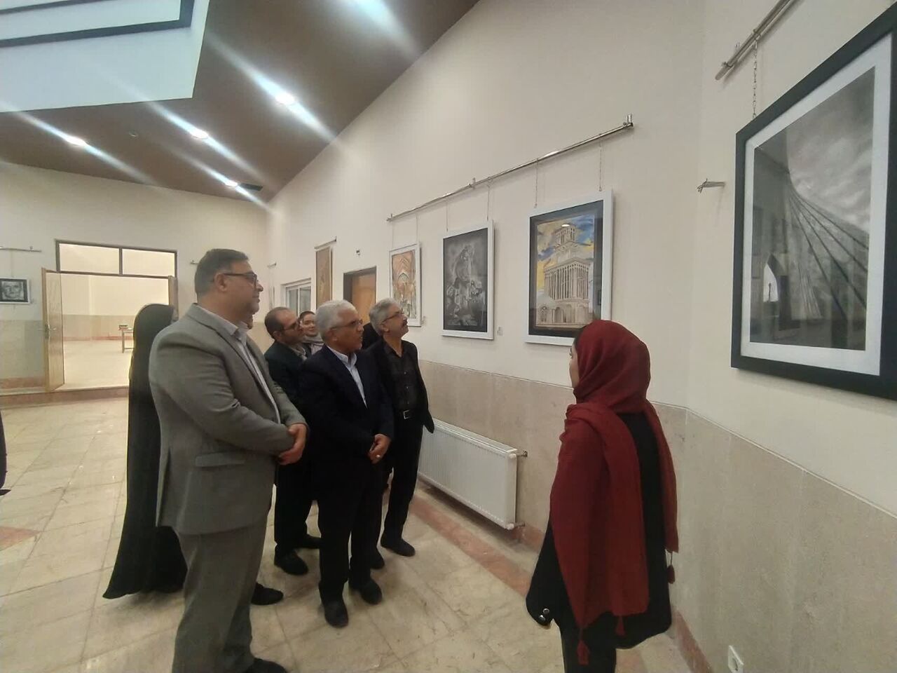 افتتاح نمایشگاه گروهی نقاشی «ایران» در آران‌وبیدگل