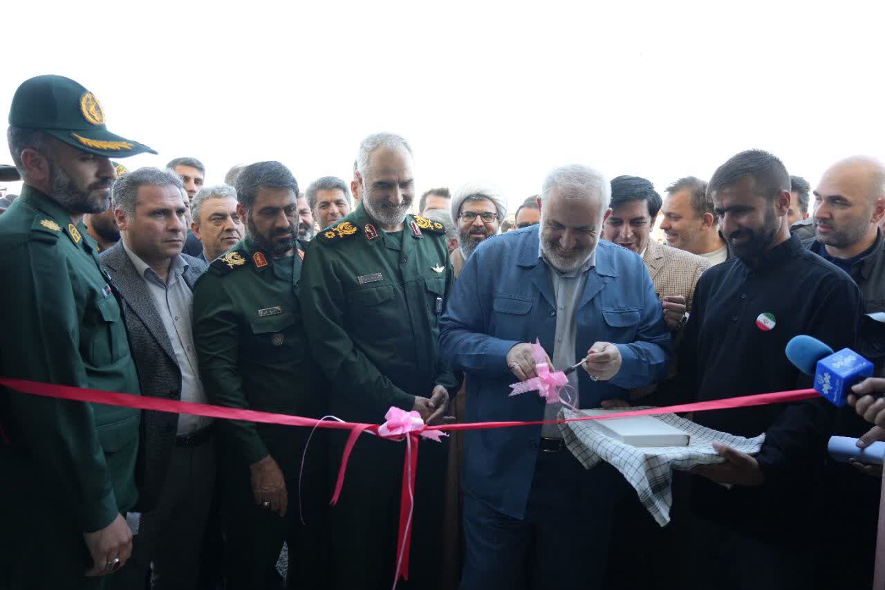 تلاش دولت چهاردهم برای آبادانی کشور