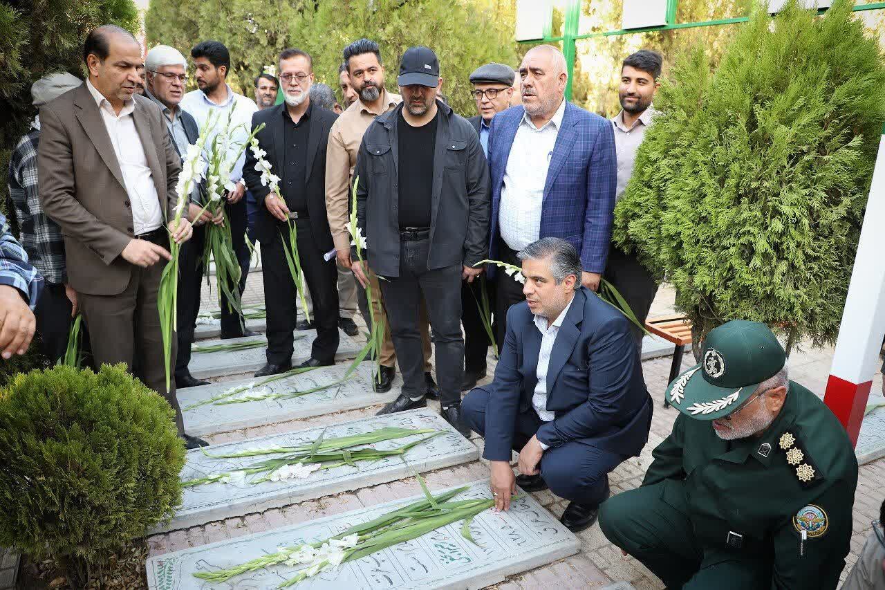 تأکید فرمانده انتظامی مرکزی بر لزوم الگوگیری از شهدا برای پیشرفت کشور