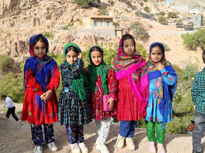 چنشت؛ سرزمین رنگ‌ها در مسیر جهانی شدن