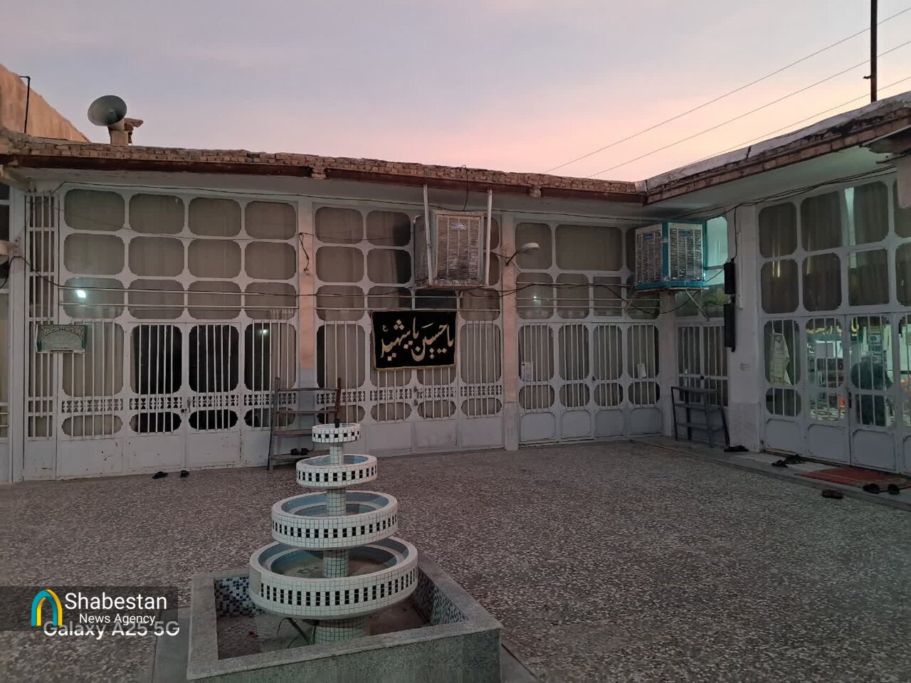 مسجدی که از یک حصیر آغاز شد؛ روایت ۷۰ سال همدلی در مسجد الزهرا(س)