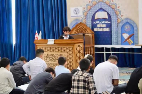 تحصیل بیش از ۷۰۰ دانشآموز در ۵۰ دوره قرآن اداره کل مسلمانان گرجستان+ عکس