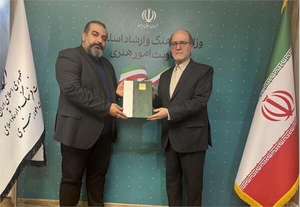 دبیر چهل و چهارمین جشنواره بین المللی تئاتر فجر منصوب شد