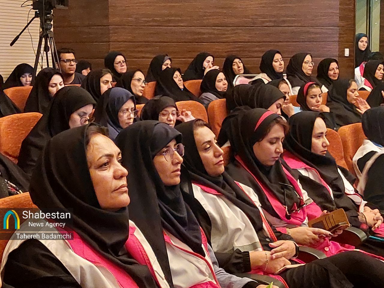 زنانه‌ترین روایت از مردانه‌ترین میدان‌ها در قابی از جنگ، رویا و مقاومت با انسیه شاه‌حسینی