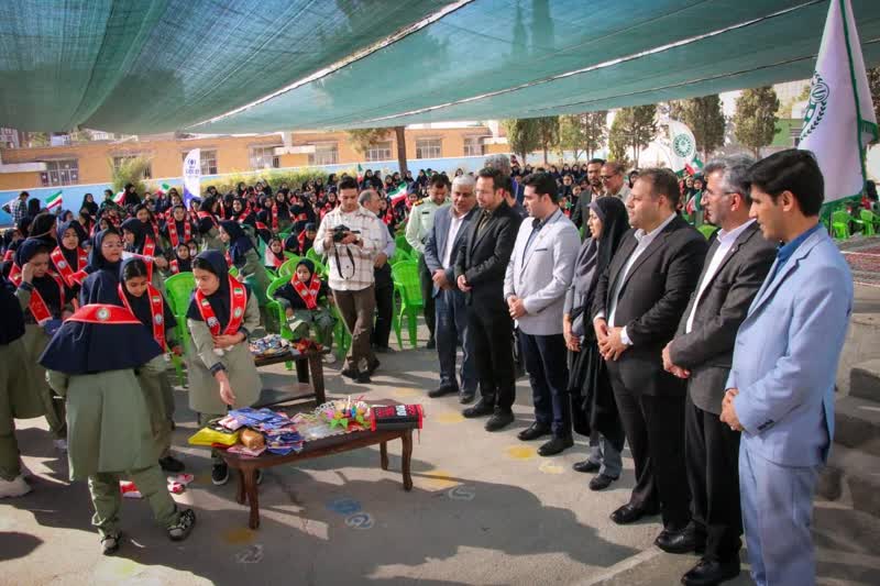 آغاز جشن عاطفه‌ها در یک هزار مدرسه استان سمنان
