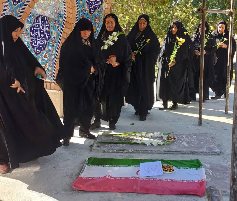 عطر شهادت در مساجد ارومیه پیچید/ سنگرداران ترویج فرهنگ ایثار در هفته دفاع مقدس