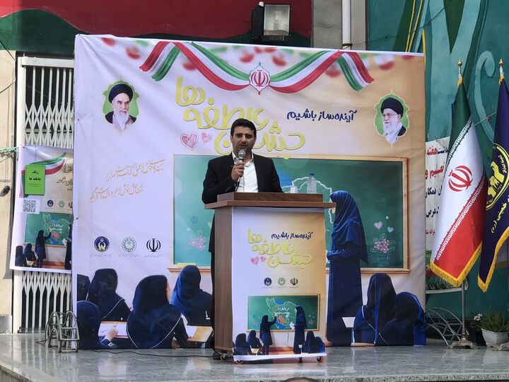 توزیع ۱۷هزار و ۵۰۰پک تحصیلی در مازندران