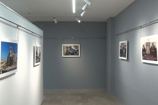 روایت تصویری از پدران و مادران شهدای گلستانی در نمایشگاه «چشم و چراغ»