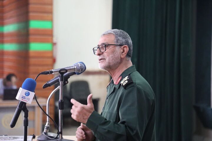 ششمین مراسم تجلیل از پیشکسوتان دفاع مقدس در ایلام برگزار شد