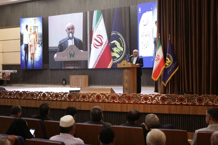 تکریم ۱۰۵۰ سالمند در جوار امام مهربانی‌ها