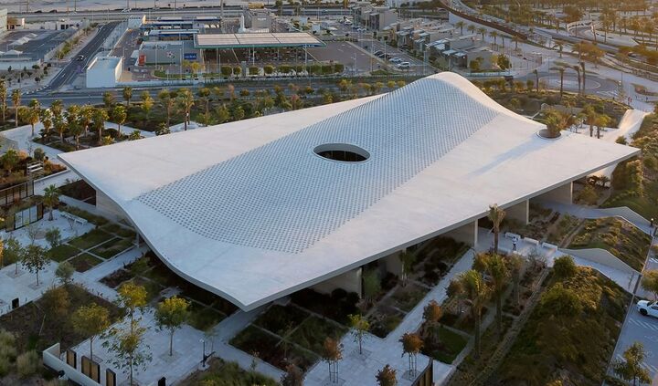 مرکز و مسجد «المجادله» برنده جایزه نوآوری طراحی ۲۰۲۵ شد