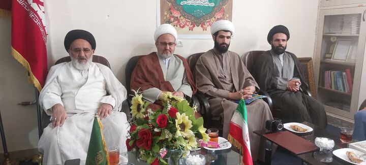 خطبه های نماز جمعه باید دل مردم را تکان دهد