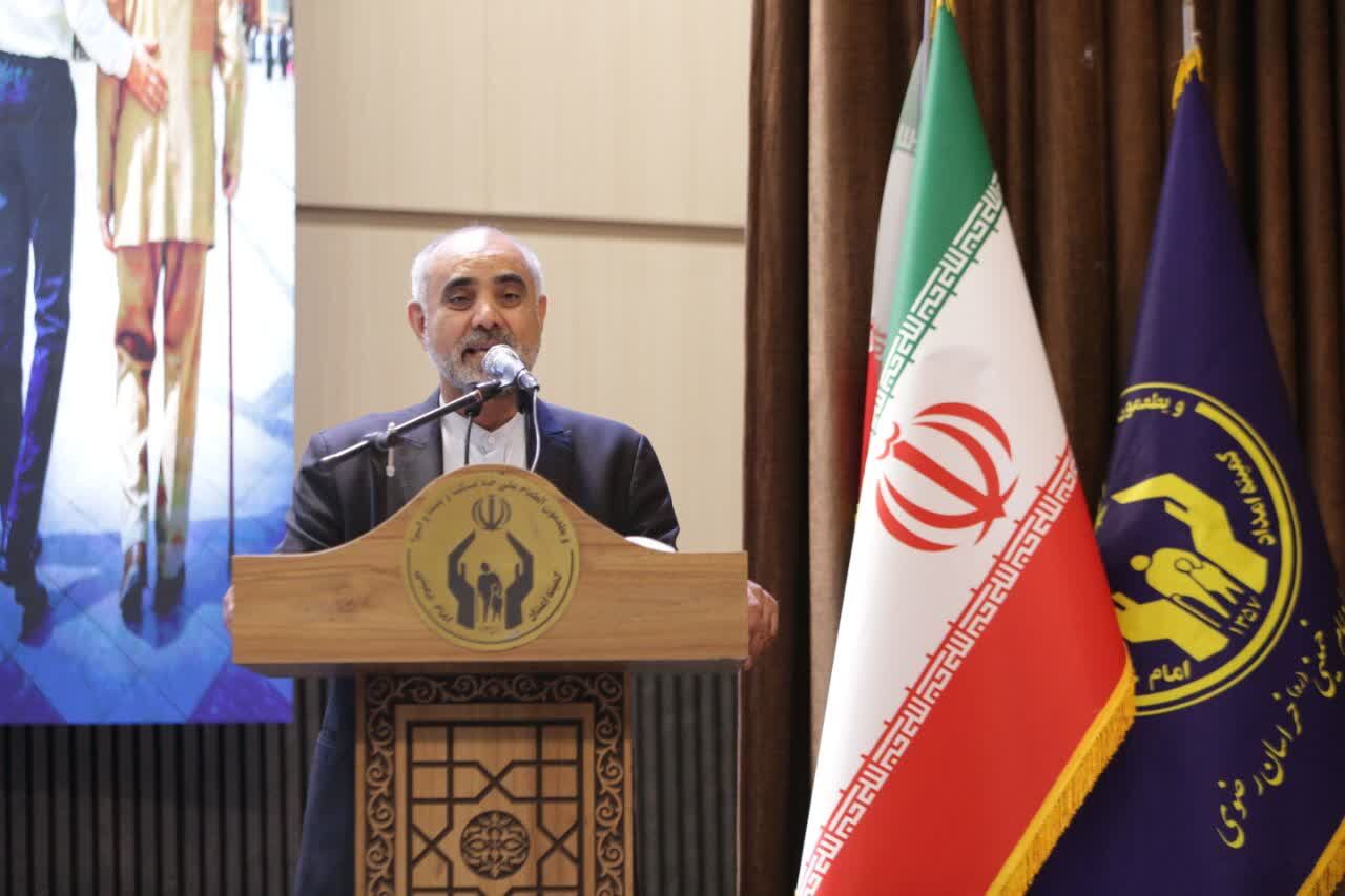 تکریم ۱۰۵۰ سالمند در جوار امام مهربانی‌ها