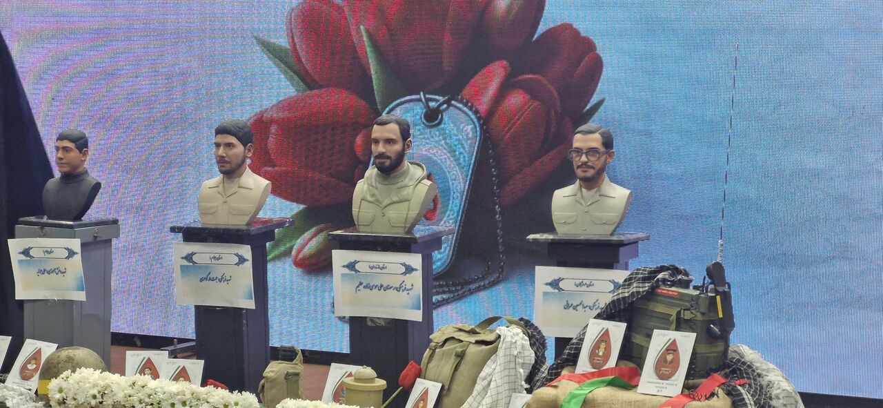 ۳ کتاب درسی با موضوع جنگ تحمیلی ۱۲ روزه تدوین میشود