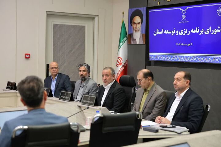 مدیران خراسان جنوبی ۱۰ همت اعتبار ملی در سال آینده جذب کنند