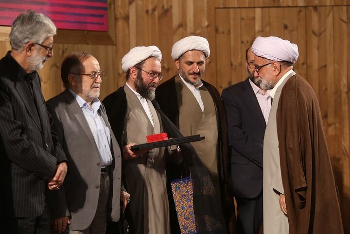 تجلیل از سه دهه دانشنامه نگاری حسن طارمی راد/ روایت ۵۰ سال آشنایی حداد عادل