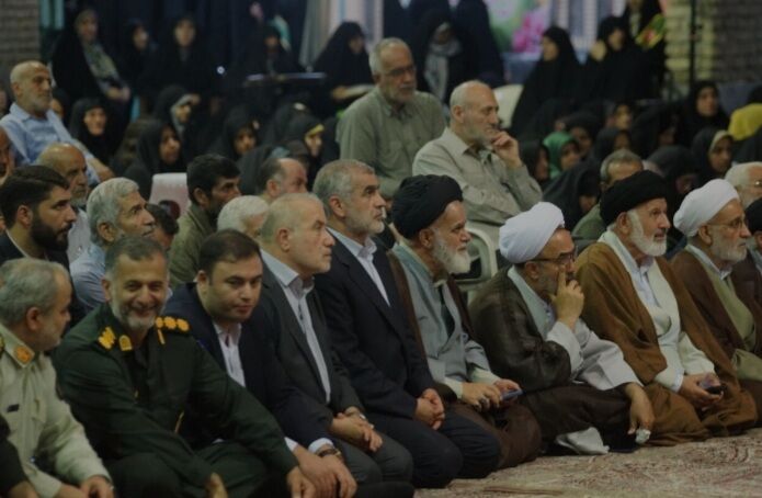 بزرگترین مطالبه شهدا و رهبری اتحاد و همبستگی است