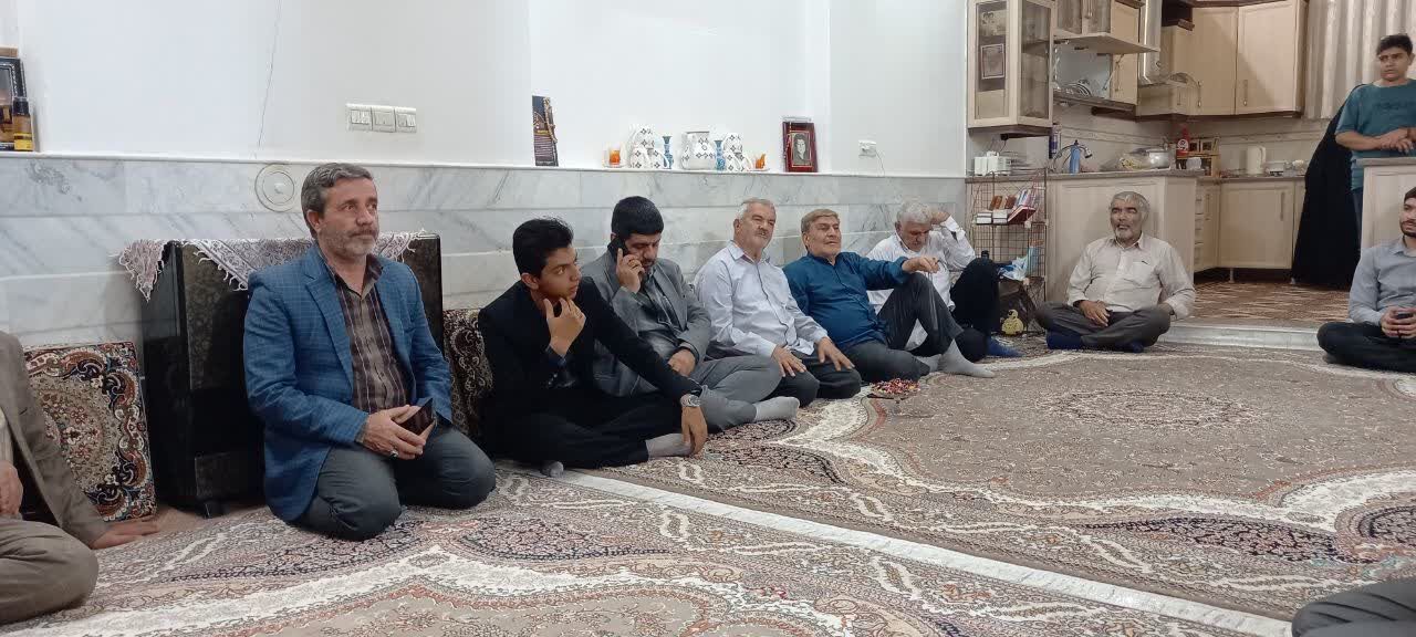 تجدید میثاق مداحان آران و بیدگل با دو شهید مداح نوشآبادی