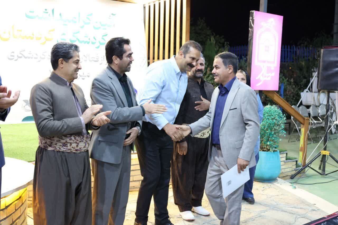 گردشگری محور توسعه/ جاذبههای کردستان ظرفیت ماندگاری گردشگر را دارند