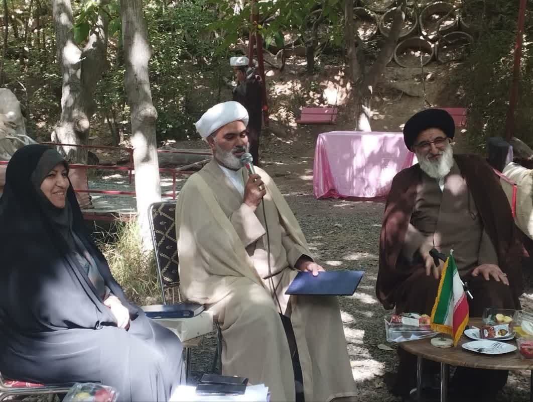 همراهی ائمه جمعه و دفتر امور بانوان استان البرز برایِ عبور از بحران جمعیت