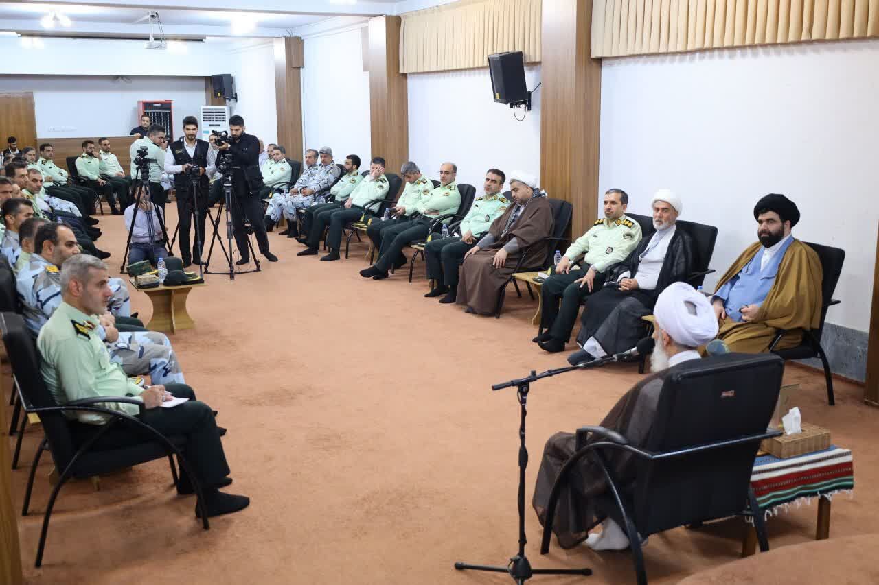 لزوم توجه بیشتر مسئولان به معیشت و امکانات سازمانی نیروهای انتظامی