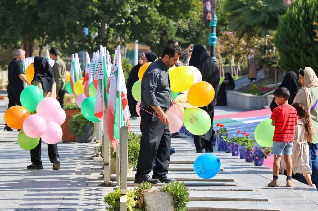 افتتاحیه معنوی و ادای احترام به شهدا اصفهان برگزار شد