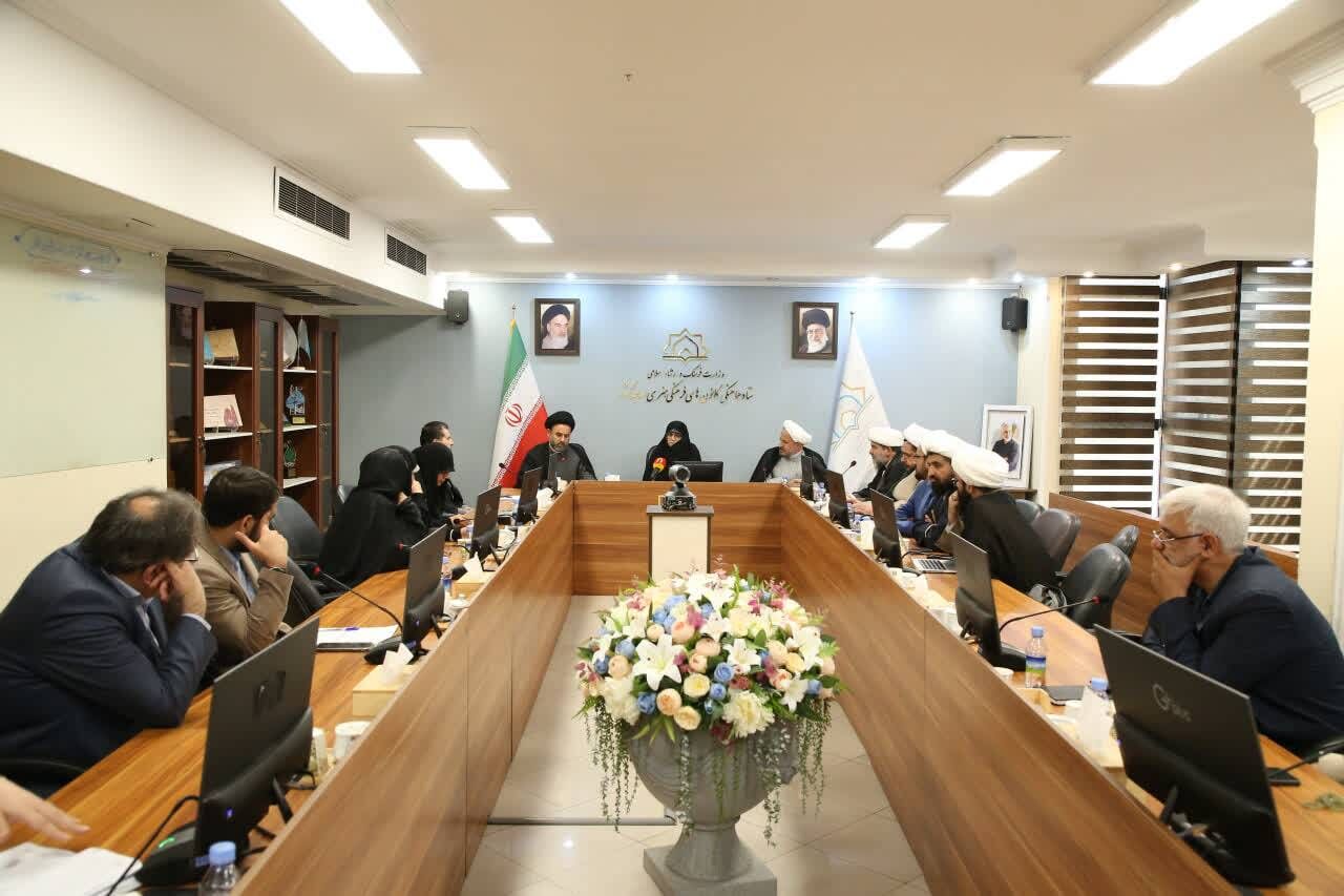 کنشگران جمعیت در کانون‌های مساجد تربیت می‌شوند/ راه‌اندازی ۳۰۰ کانون تخصصی جمعیت تا پایان سال