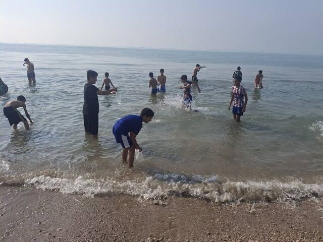 اردوی فرهنگی‌ـ‌تربیتی کانون بیت‌النور در سواحل خلیج فارس