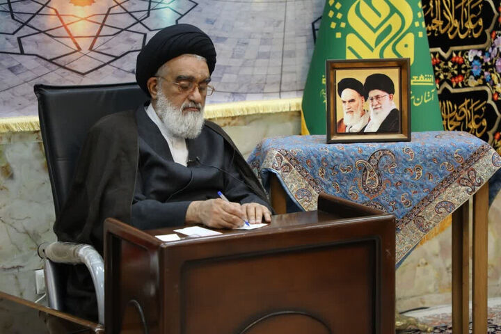 تقدیر آیت‌الله سعیدی از عزاداران و خادمان ایام رحلت بانوی کرامت