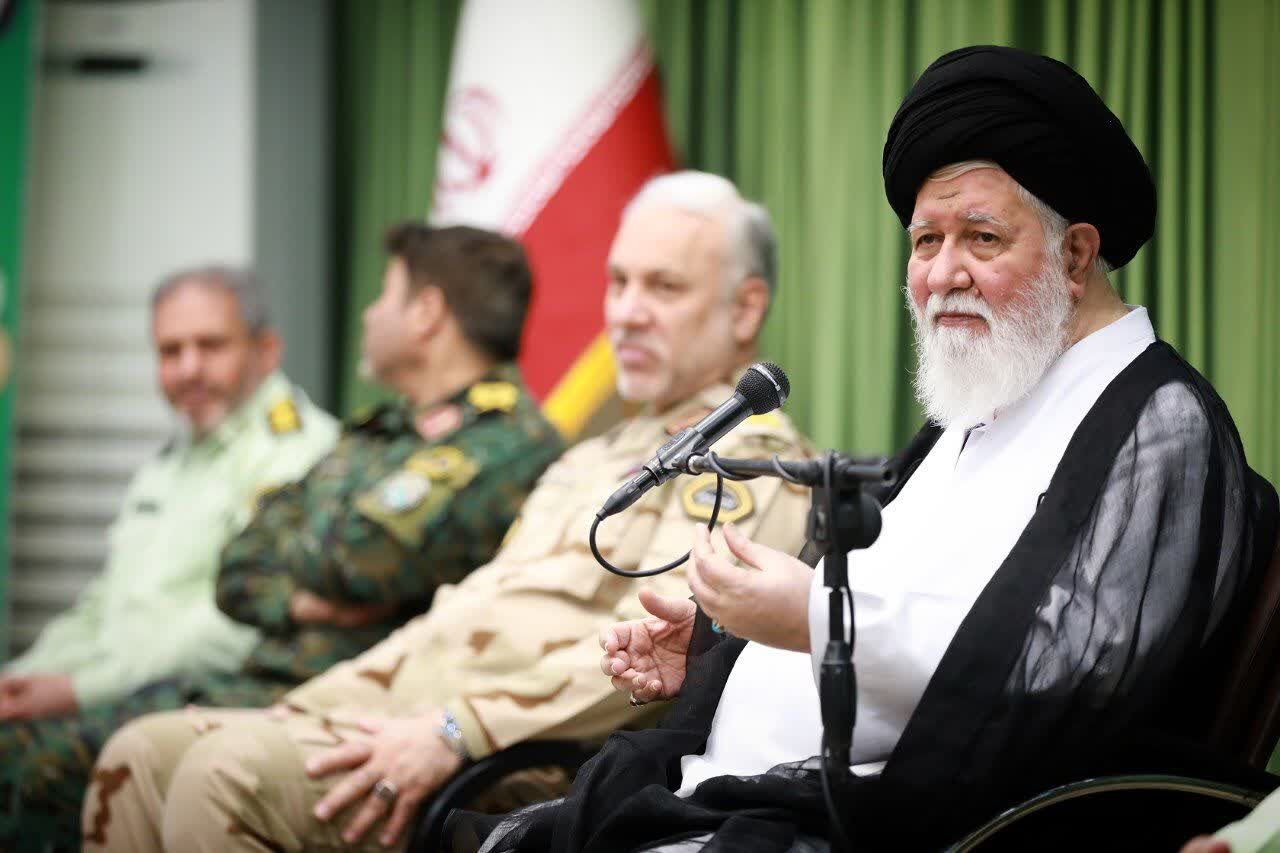 توصیه‌های آیت الله علم الهدی به مسئولان فراجا